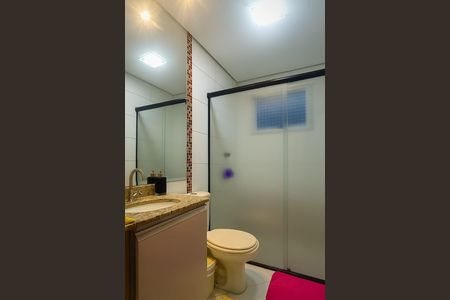 Banheiro de apartamento à venda com 3 quartos, 75m² em Vila Valparaíso, Santo André