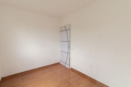 Quarto 2 de apartamento para alugar com 2 quartos, 42m² em Vila Popular, São Paulo