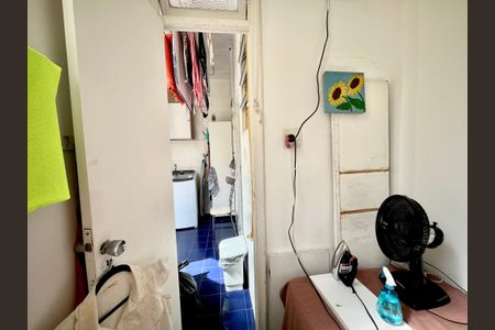 Apartamento à venda com 117m², 3 quartos e sem vaga Apartamento à venda com 117m², 3 quartos e sem vagaQuarto de Serviço