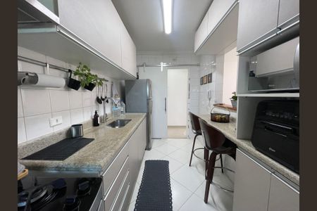 Apartamento à venda com 78m², 3 quartos e 2 vagasCozinha e Área de Serviço