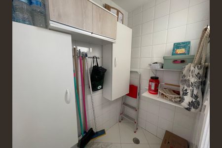 Apartamento à venda com 78m², 3 quartos e 2 vagasDespensa