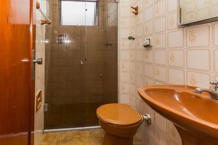 Banheiro  de apartamento para alugar com 1 quarto, 40m² em Jardim Botânico, Porto Alegre