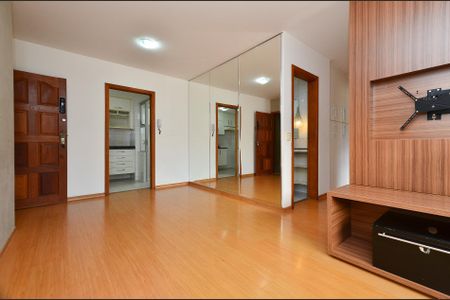 Sala Ambientes de apartamento para alugar com 3 quartos, 80m² em União, Belo Horizonte