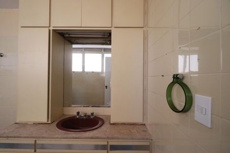 Apartamento para alugar com 450m², 5 quartos e 2 vagasBanheiro da Suíte 4