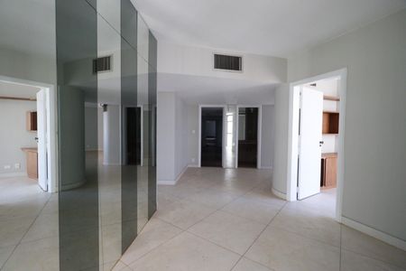 Apartamento para alugar com 450m², 5 quartos e 2 vagasSala
