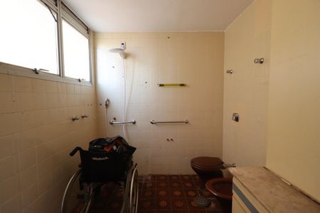 Apartamento para alugar com 450m², 5 quartos e 2 vagasBanheiro da Suíte 4