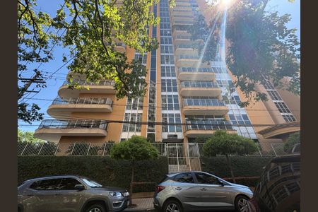 Apartamento para alugar com 450m², 5 quartos e 2 vagasFachada