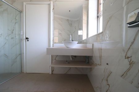 Apartamento para alugar com 450m², 5 quartos e 2 vagasBanheiro da Suíte 3