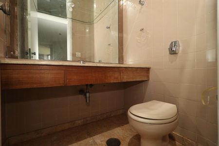 Apartamento para alugar com 450m², 5 quartos e 2 vagasLavabo