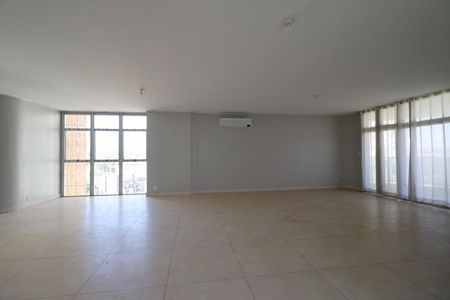 Apartamento para alugar com 450m², 5 quartos e 2 vagasSala
