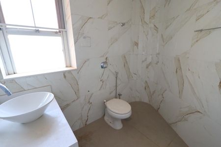 Apartamento para alugar com 450m², 5 quartos e 2 vagasBanheiro da Suíte 3