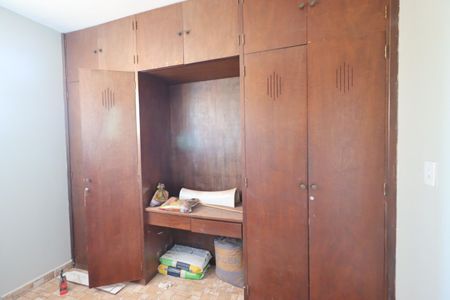 Apartamento para alugar com 450m², 5 quartos e 2 vagasBanheiro de serviço