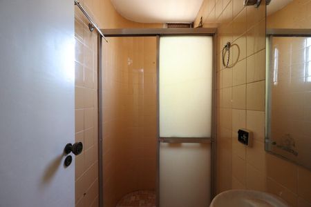 Apartamento para alugar com 450m², 5 quartos e 2 vagasBanheiro de serviço