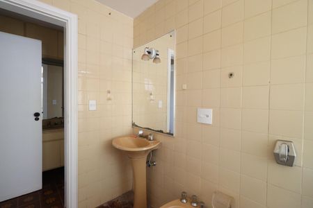 Apartamento para alugar com 450m², 5 quartos e 2 vagasBanheiro da Suíte 1 e 2