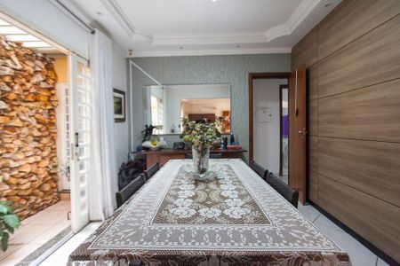 Casa para alugar com 180m², 4 quartos e 3 vagasSala