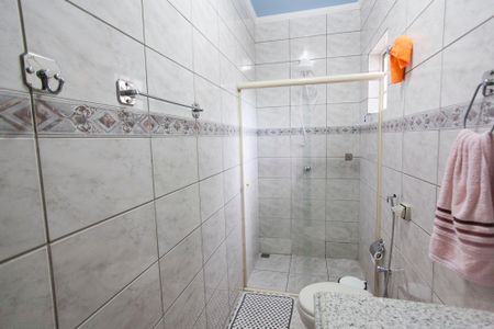 Casa para alugar com 180m², 4 quartos e 3 vagasBanheiro da Suite 2