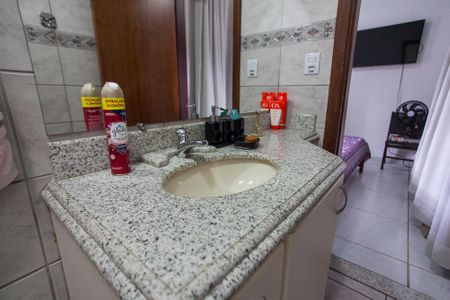 Casa para alugar com 180m², 4 quartos e 3 vagasBanheiro da Suite 2