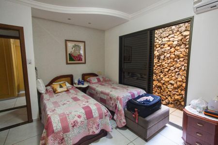 Casa para alugar com 180m², 4 quartos e 3 vagasSuite 1