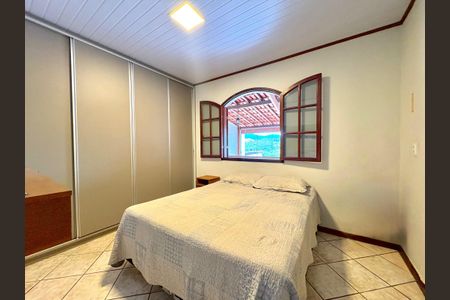 Casa para alugar com 160m², 3 quartos e 1 vaga