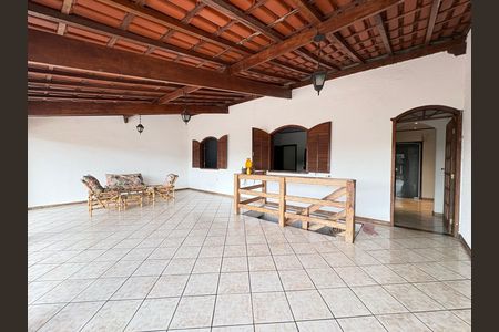 Casa para alugar com 160m², 3 quartos e 1 vaga