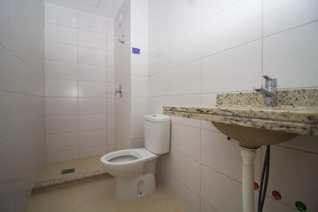 Apartamento para alugar com 74m², 3 quartos e 1 vagaBanheiro 2