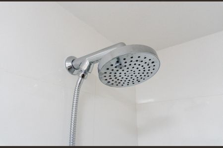 Banheiro da Suíte de apartamento para alugar com 2 quartos, 50m² em Vila Fachini, São Paulo