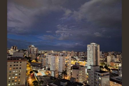 Apartamento para alugar com 188m², 3 quartos e 2 vagas