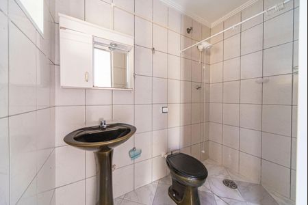 Banheiro  de casa para alugar com 1 quarto, 46m² em Jardim Santo Alberto, Santo André