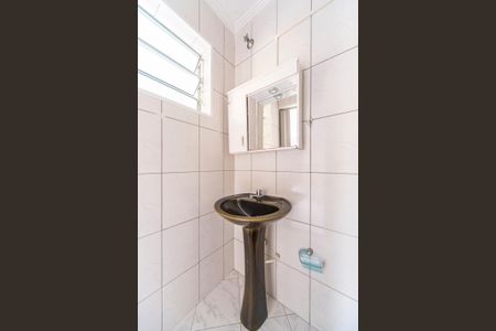 Casa para alugar com 46m², 1 quarto e sem vagaBanheiro 