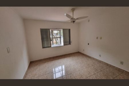 Casa à venda com 3 quartos, 100m² em Vila Industrial, São Paulo