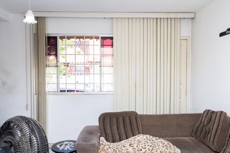 Casa de condomínio para alugar com 71m², 2 quartos e 1 vaga Casa de condomínio para alugar com 71m², 2 quartos e 1 vagaSala