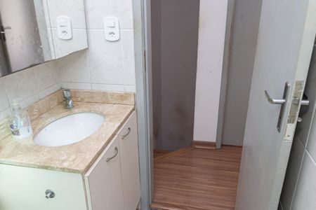 Casa de condomínio para alugar com 71m², 2 quartos e 1 vaga Casa de condomínio para alugar com 71m², 2 quartos e 1 vagaBanheiro 1