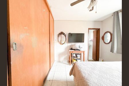 Casa à venda com 4 quartos, 300m² em Vila Missionaria, São Paulo