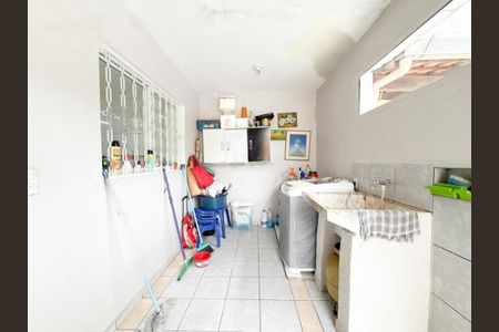 Casa à venda com 300m², 4 quartos e 2 vagas