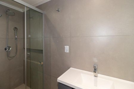 Banheiro 1 de apartamento para alugar com 3 quartos, 90m² em Praia de Belas, Porto Alegre