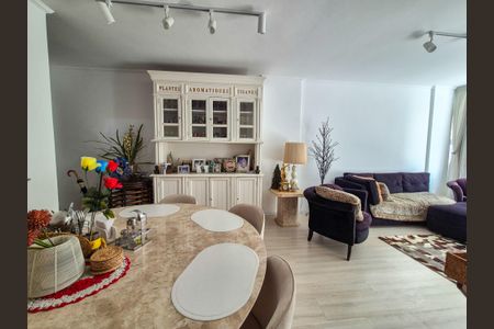 Apartamento à venda com 88m², 2 quartos e 1 vagaSala