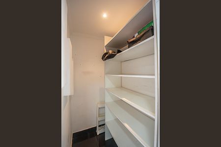 Apartamento à venda com 90m², 4 quartos e 2 vagasDespensa