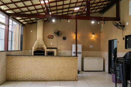 Apartamento para alugar com 78m², 2 quartos e sem vagaÁrea comum - Churrasqueira