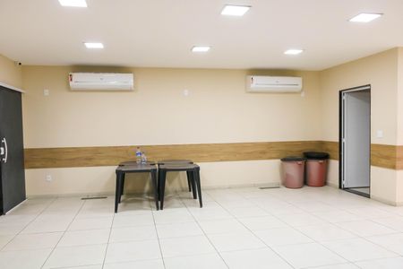 Apartamento para alugar com 78m², 2 quartos e sem vagaÁrea comum - Salão de festas