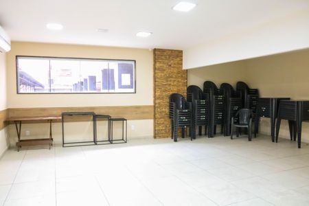 Apartamento para alugar com 78m², 2 quartos e sem vagaÁrea comum - Salão de festas