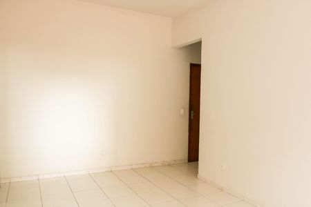 Apartamento para alugar com 78m², 2 quartos e sem vagaSala