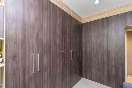 Apartamento à venda com 156m², 2 quartos e 1 vagaQuarto 1 - Armários