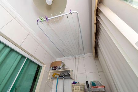 Apartamento à venda com 156m², 2 quartos e 1 vagaÁrea de Serviço