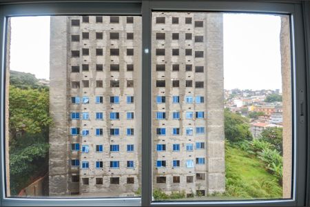 Sala - Janela de apartamento para alugar com 2 quartos, 36m² em Jardim Bandeirantes, São Paulo