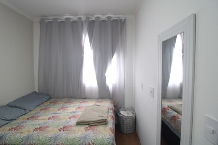 Quarto 1 de apartamento para alugar com 2 quartos, 40m² em Usina Piratininga, São Paulo