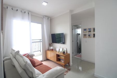 Sala de apartamento para alugar com 2 quartos, 40m² em Usina Piratininga, São Paulo