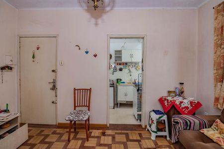 Sala de apartamento para alugar com 1 quarto, 45m² em São João, Porto Alegre