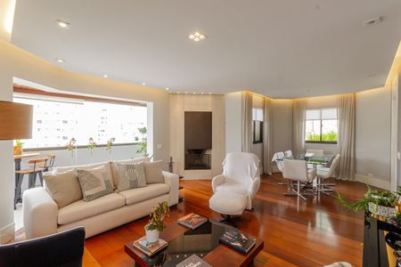 Apartamento à venda com 152m², 3 quartos e 3 vagasSala