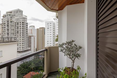 Apartamento à venda com 152m², 3 quartos e 3 vagasSacada da Suíte 3