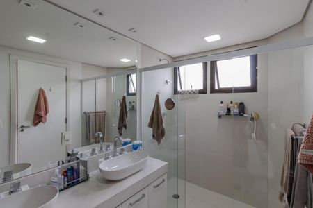 Apartamento à venda com 152m², 3 quartos e 3 vagasBanheiro da Suíte 3